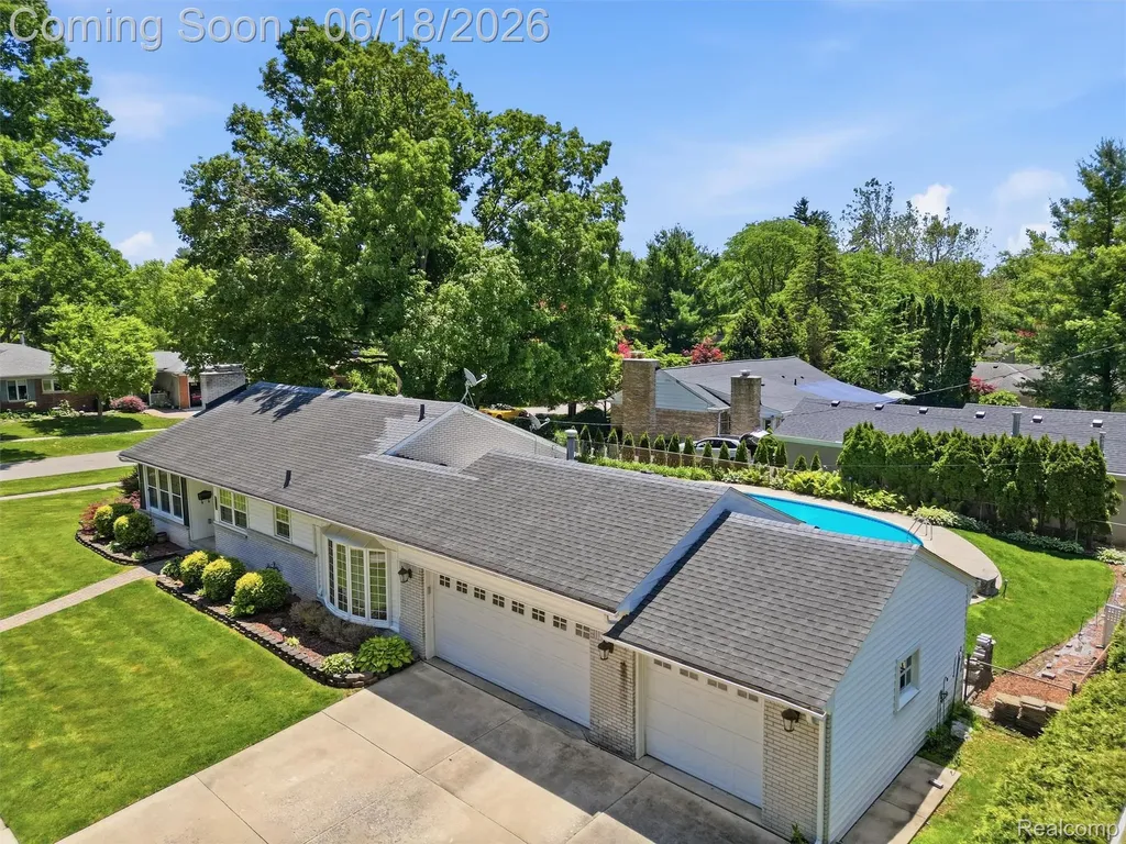 34155 Oakdale Street Livonia City MI 48154