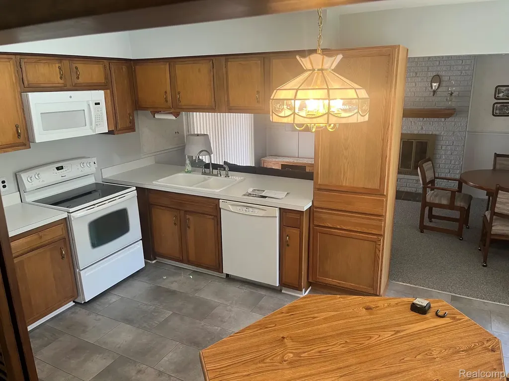 24317 Mount Olive Drive Brownstown Charter Township MI 48134