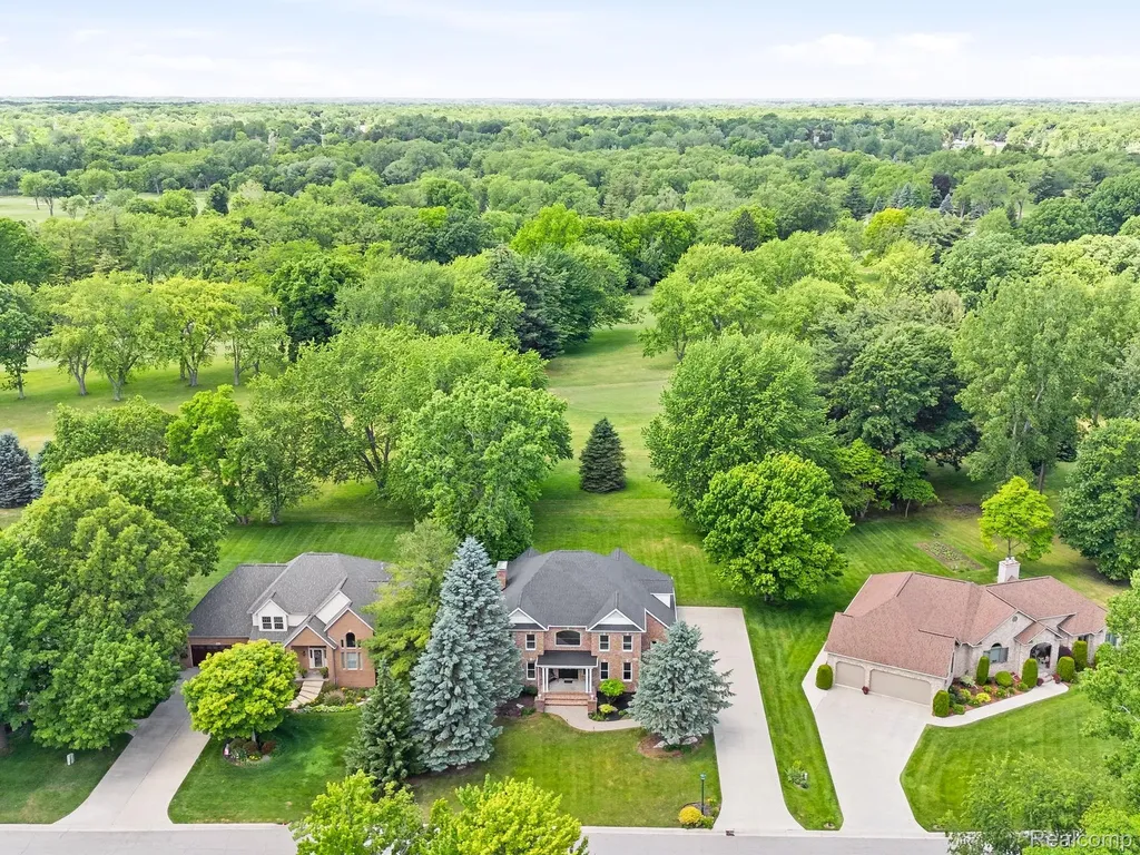 3269 Saint Andrews Drive Port Huron Charter Township MI 48060