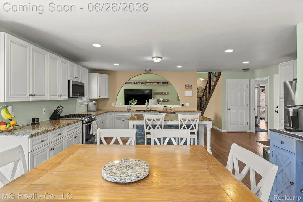 25803 Brookview Boulevard Brownstown Charter Township MI 48134