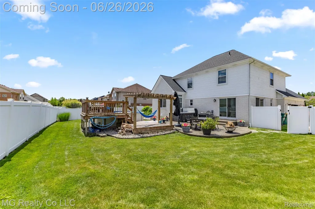25803 Brookview Boulevard Brownstown Charter Township MI 48134