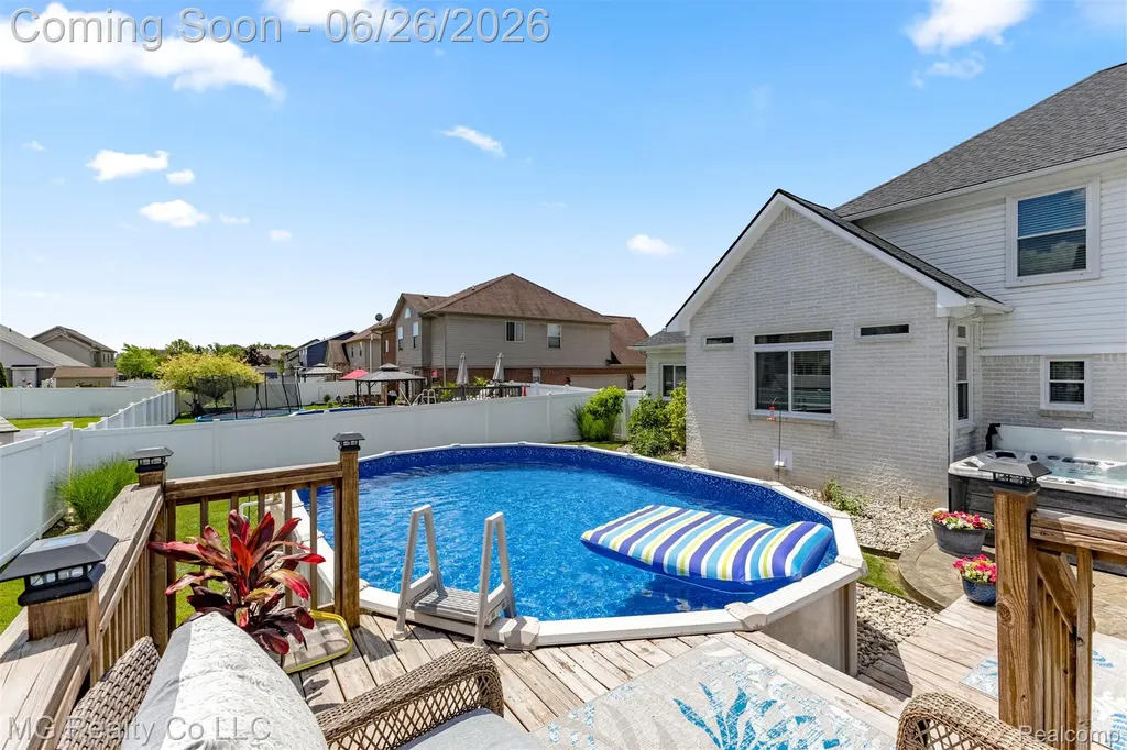 25803 Brookview Boulevard Brownstown Charter Township MI 48134
