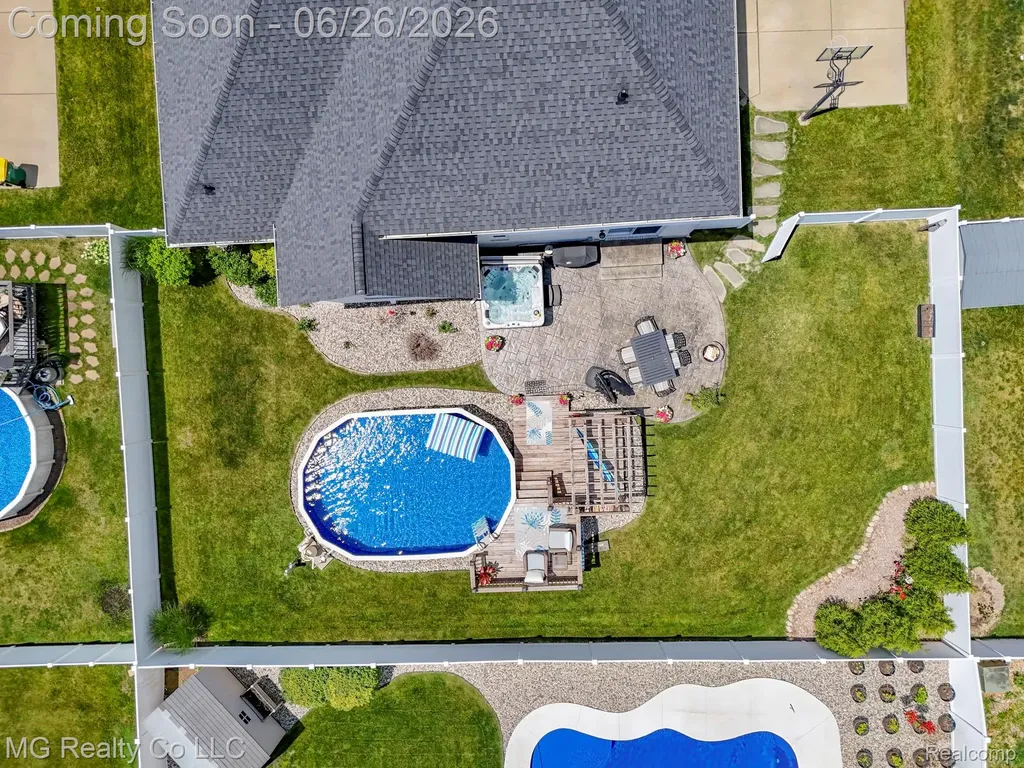 25803 Brookview Boulevard Brownstown Charter Township MI 48134