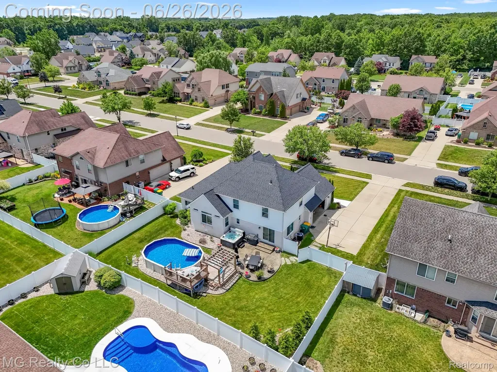 25803 Brookview Boulevard Brownstown Charter Township MI 48134