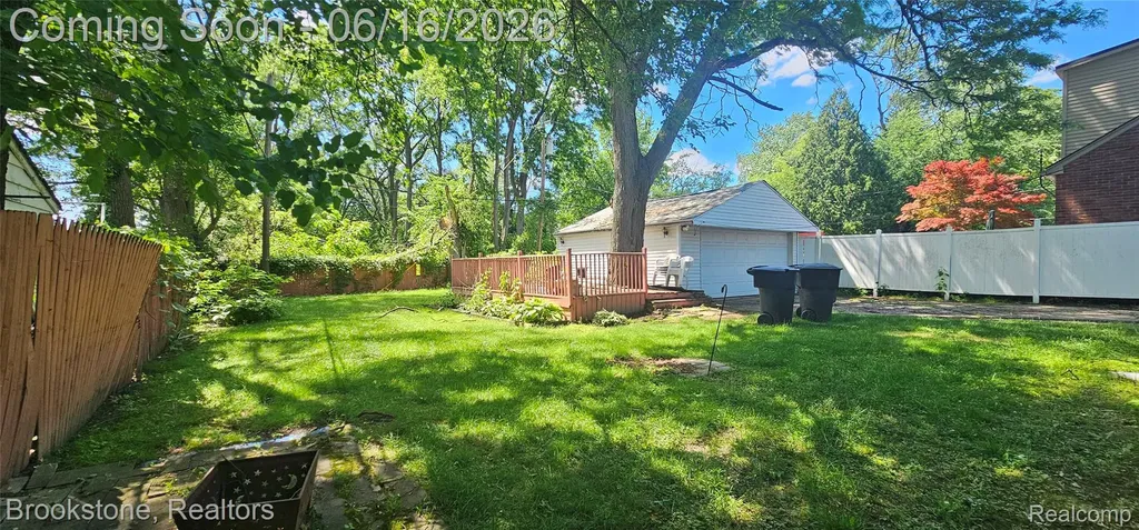 17137 Pierson Street Detroit City MI 48219