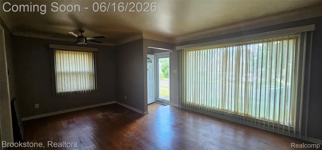 17137 Pierson Street Detroit City MI 48219