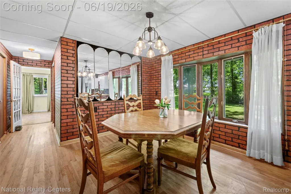 146 Algonac Road Clay Township MI 48001