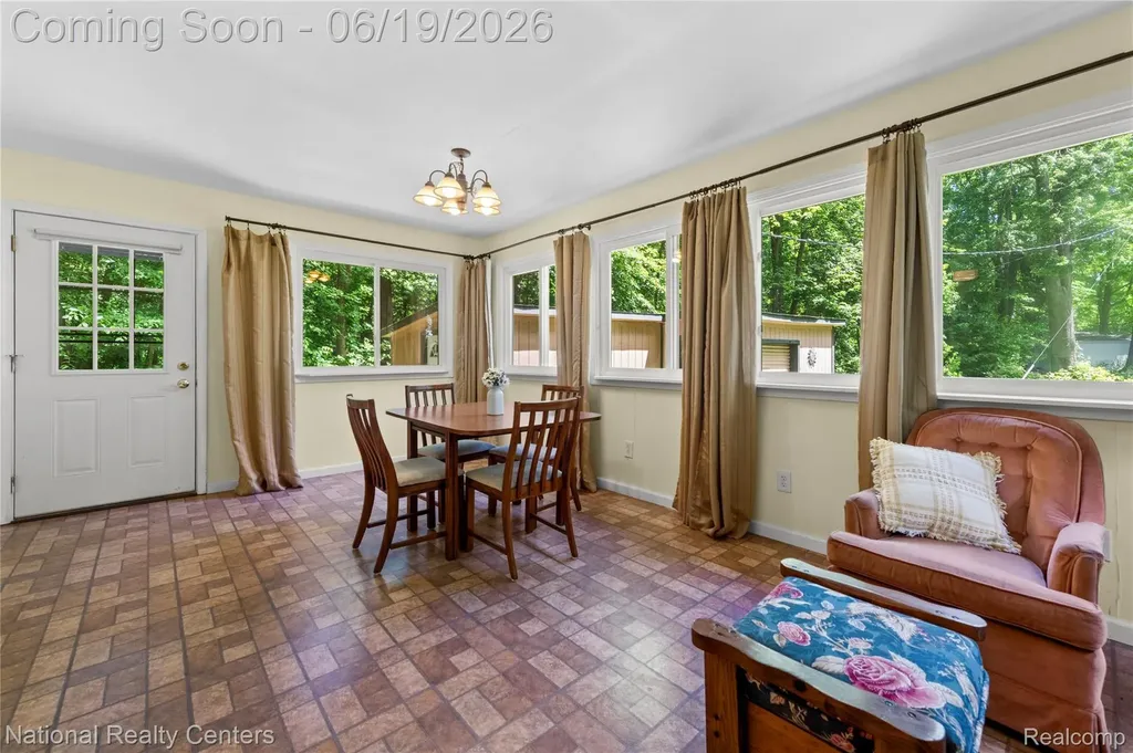 146 Algonac Road Clay Township MI 48001