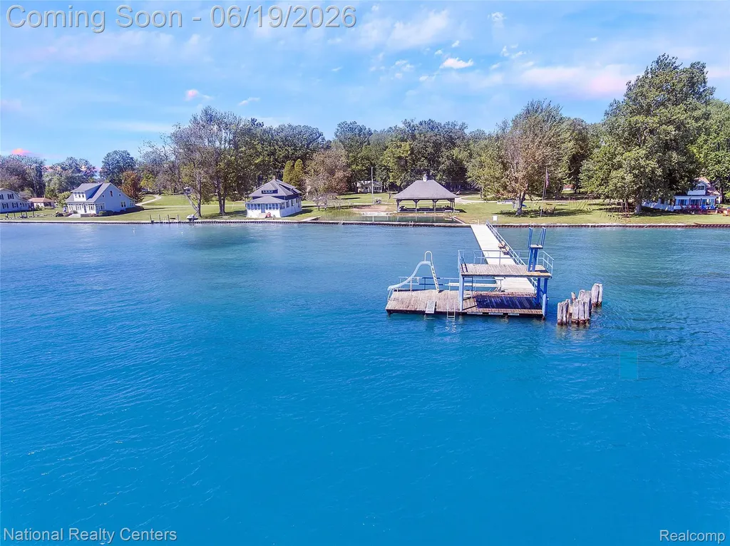 146 Algonac Road Clay Township MI 48001