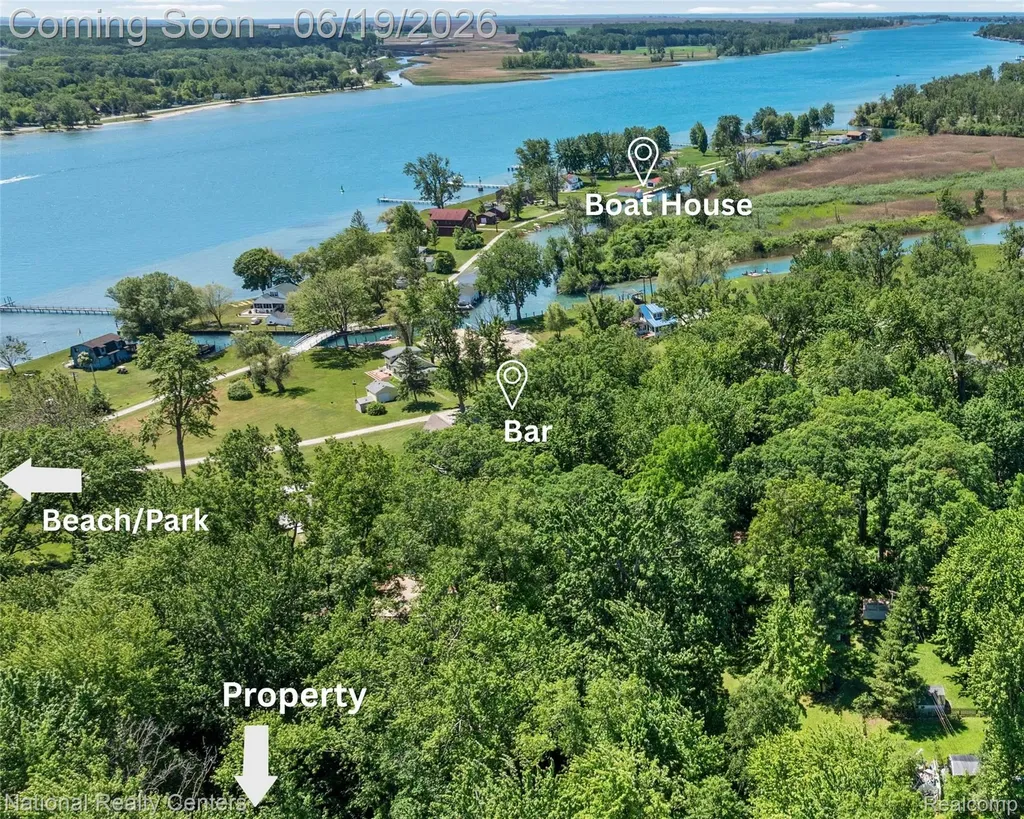 146 Algonac Road Clay Township MI 48001
