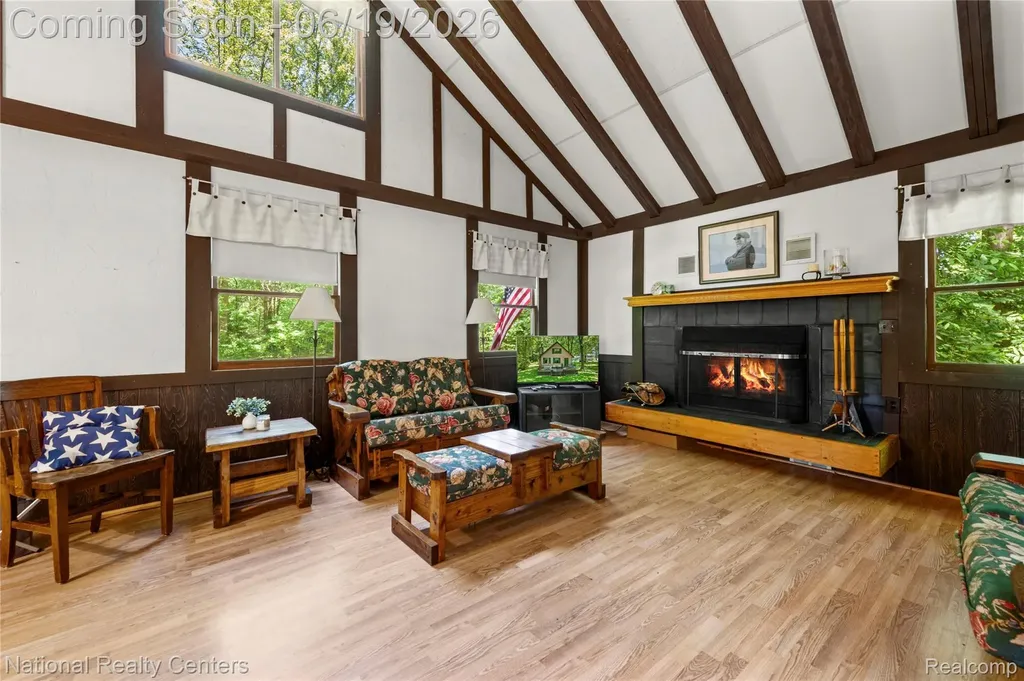 146 Algonac Road Clay Township MI 48001