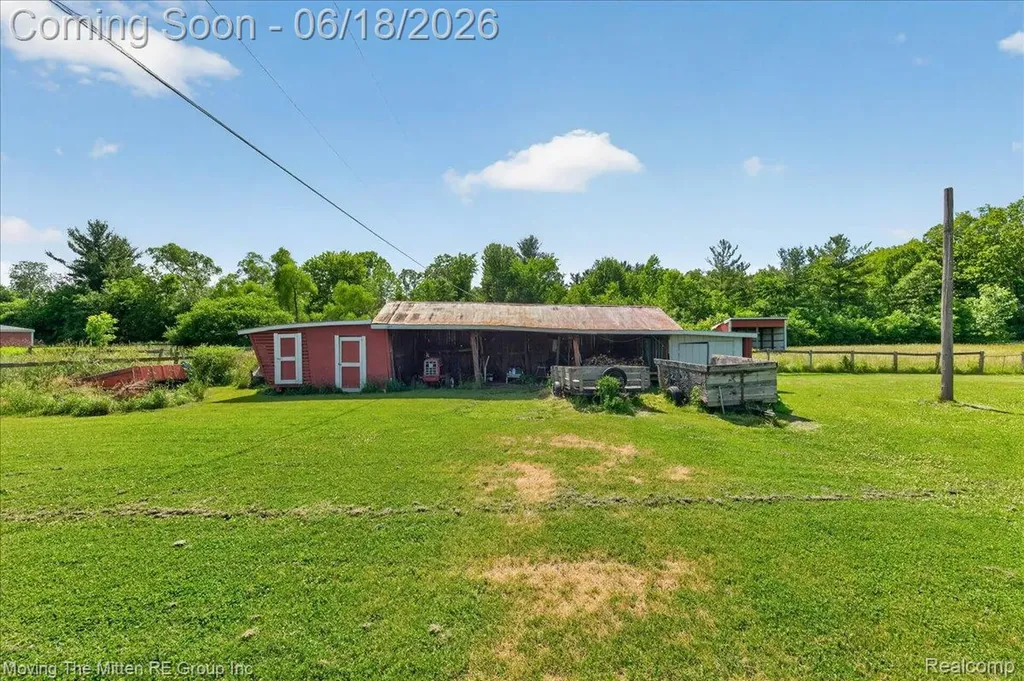 6390 Brookville Road Salem Township MI 48178