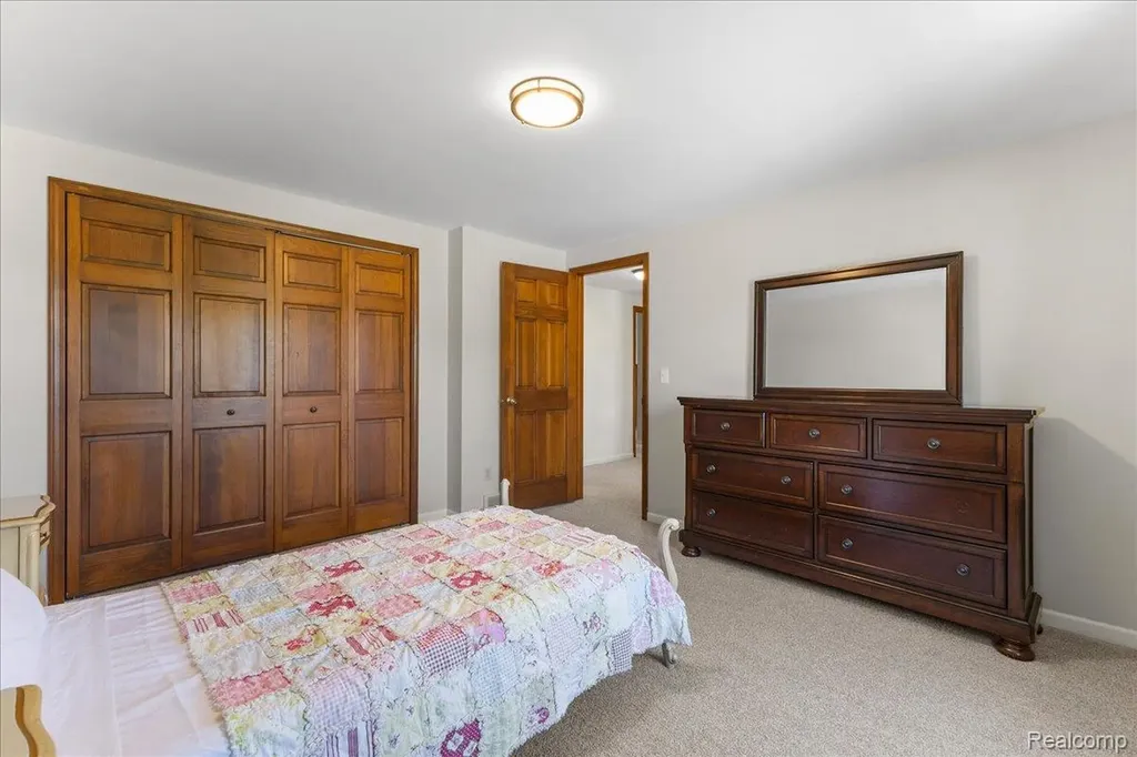 1420 Bush Creek Drive Grand Blanc City MI 48439