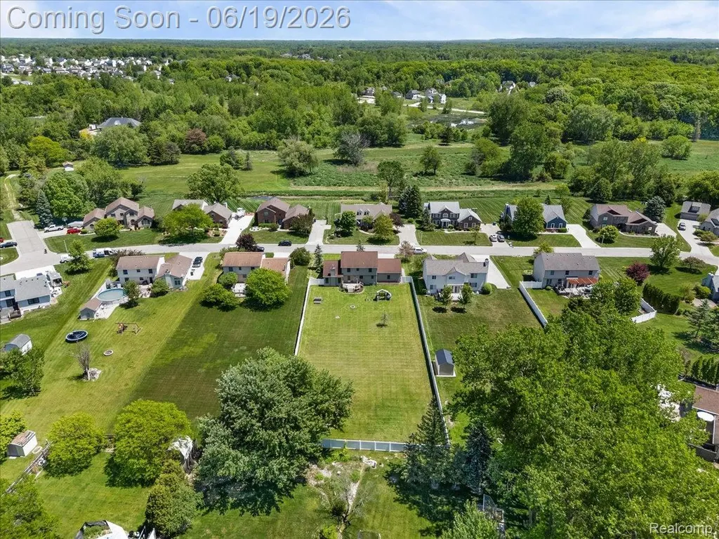1420 Bush Creek Drive Grand Blanc City MI 48439