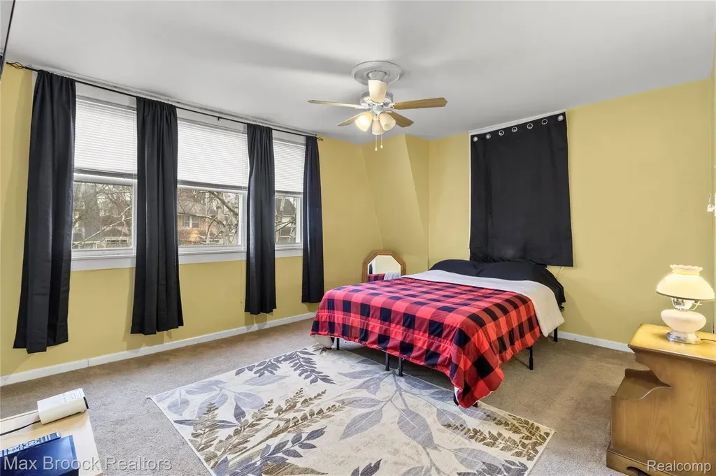 113 Kemp Street Pontiac City MI 48342
