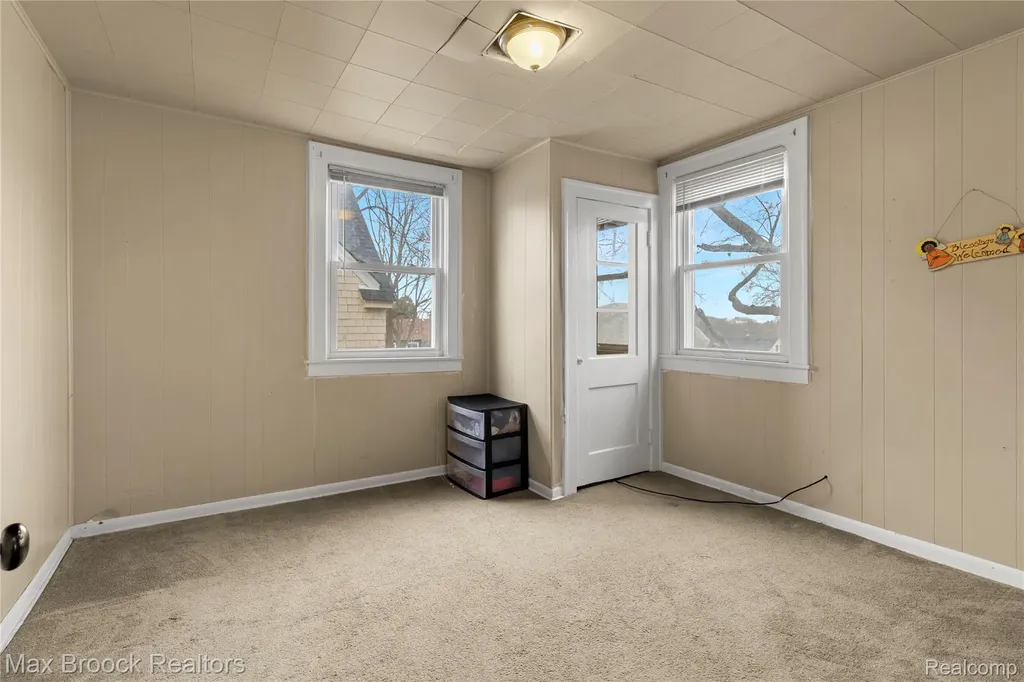 113 Kemp Street Pontiac City MI 48342