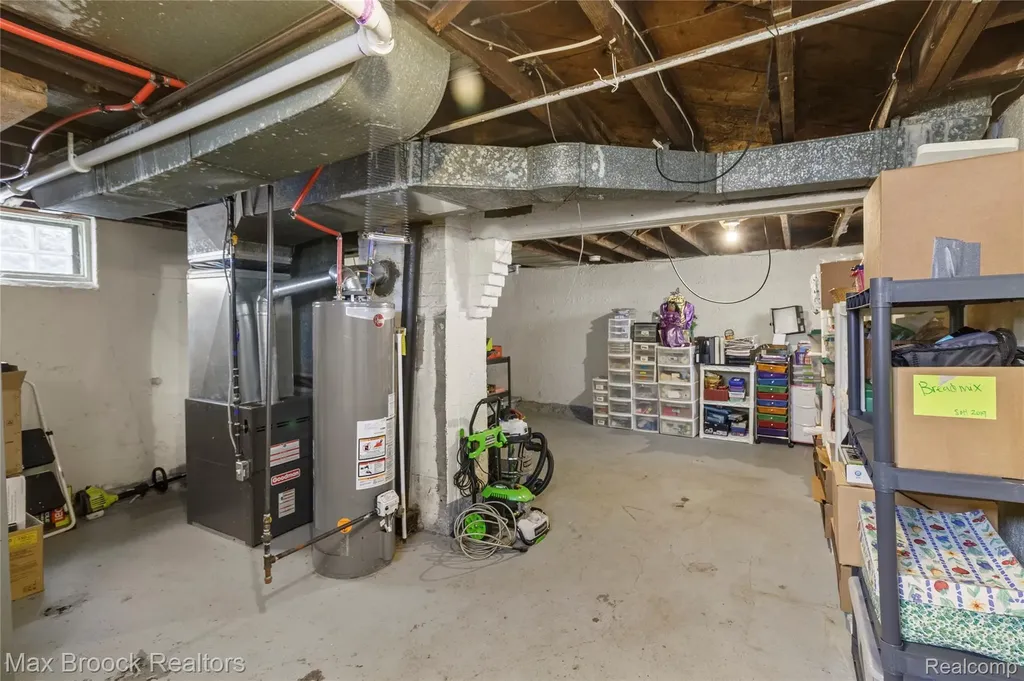 113 Kemp Street Pontiac City MI 48342