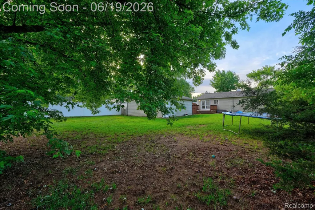 778 Manzano Drive Wolverine Lake Village MI 48390