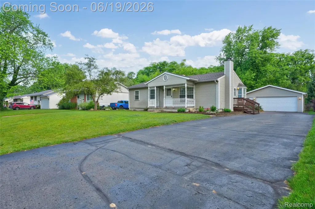 778 Manzano Drive Wolverine Lake Village MI 48390
