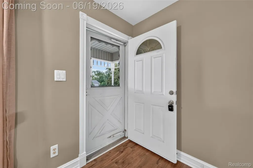 778 Manzano Drive Wolverine Lake Village MI 48390