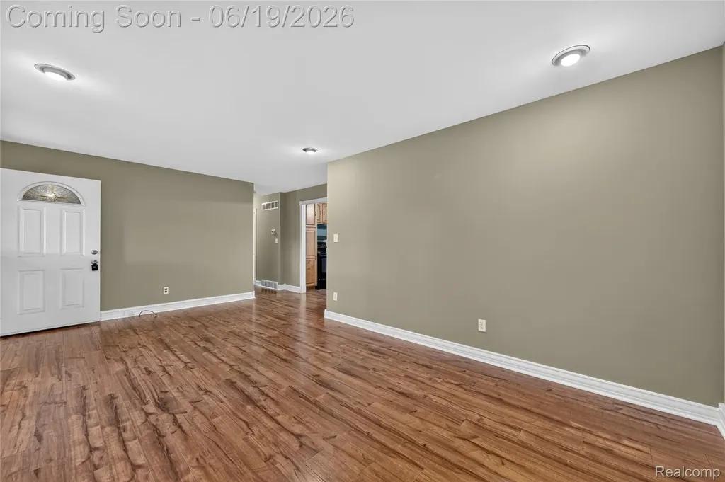 778 Manzano Drive Wolverine Lake Village MI 48390