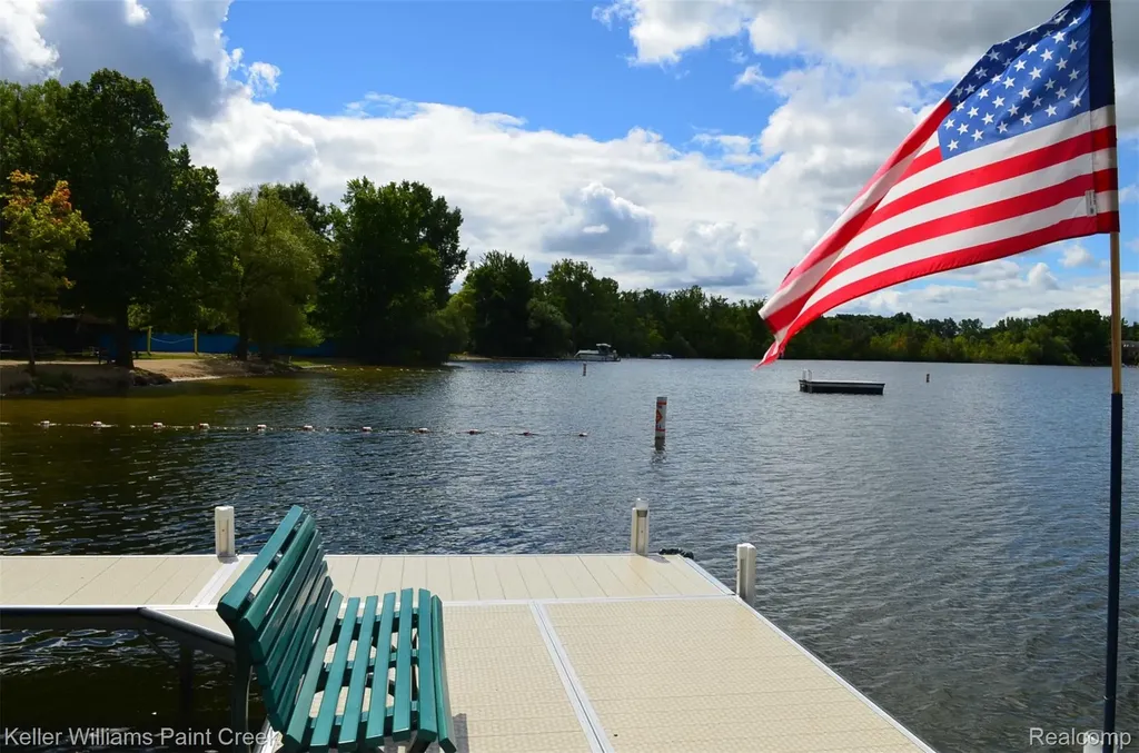 2648 Wildwood Court Orion Charter Township MI 48360