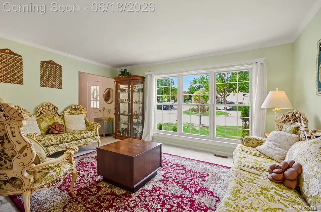425 Thornridge Court Rochester Hills City MI 48307