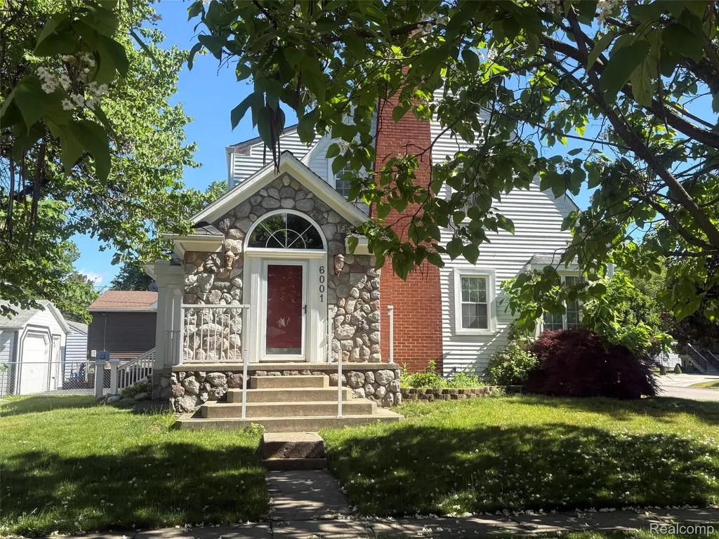 6001 N Harvey Street Westland City MI 48185