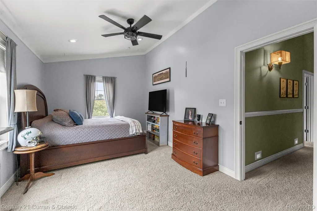 15275 Belmont Avenue Allen Park City MI 48101