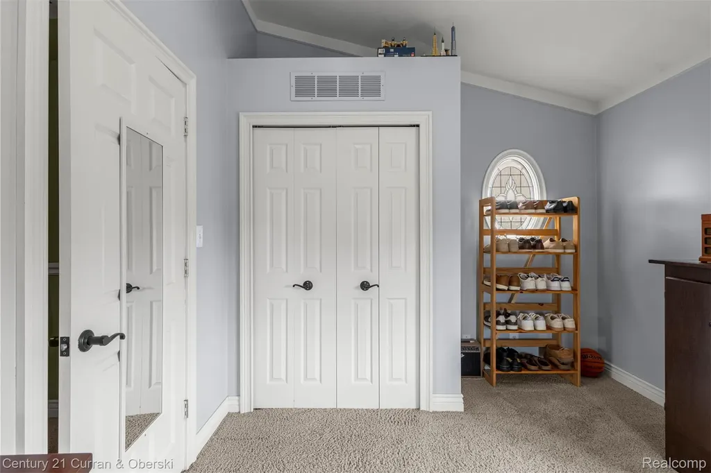 15275 Belmont Avenue Allen Park City MI 48101