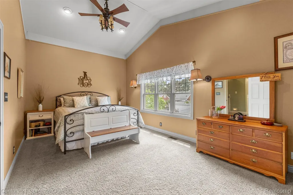 15275 Belmont Avenue Allen Park City MI 48101