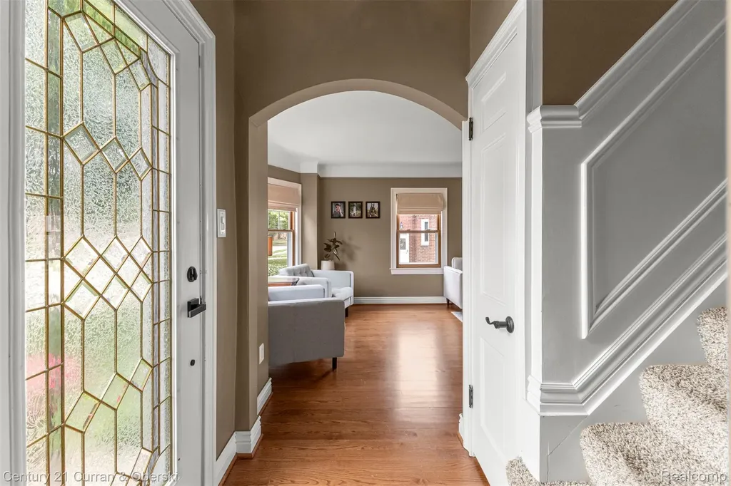 15275 Belmont Avenue Allen Park City MI 48101