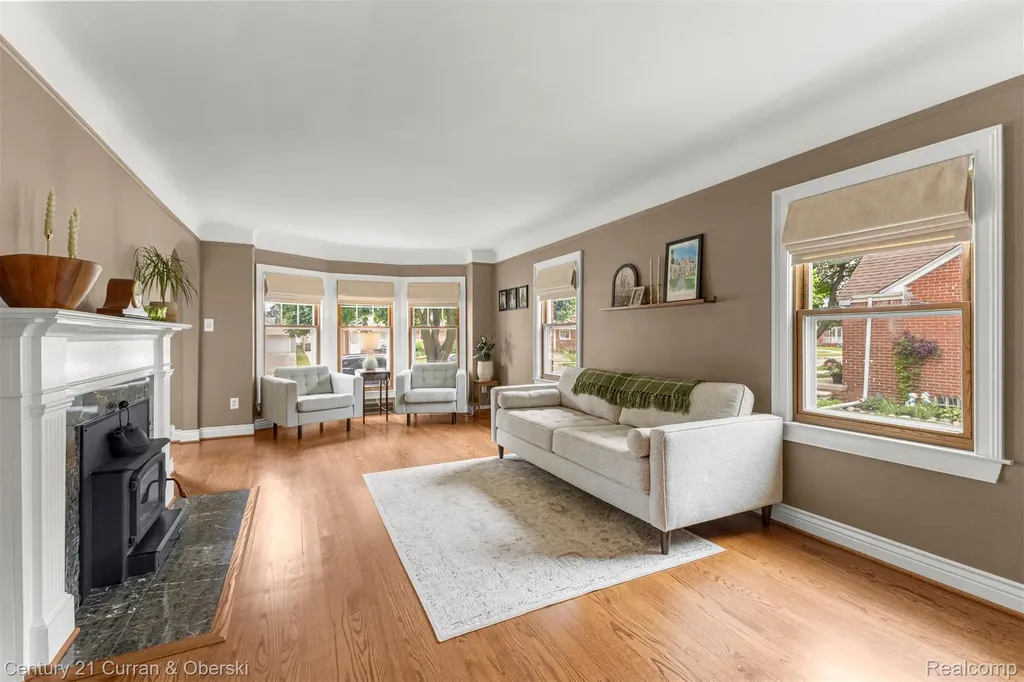 15275 Belmont Avenue Allen Park City MI 48101