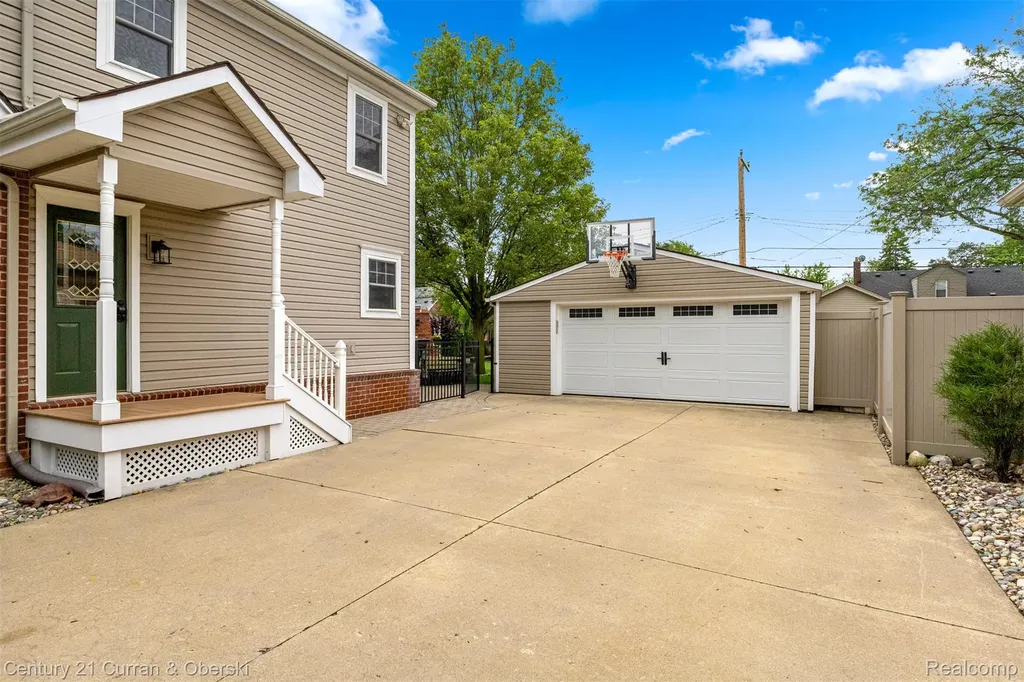 15275 Belmont Avenue Allen Park City MI 48101
