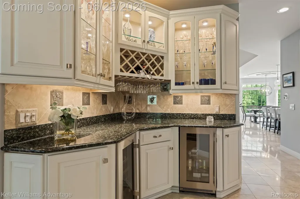 22878 Tree Top Court Lyon Charter Township MI 48178