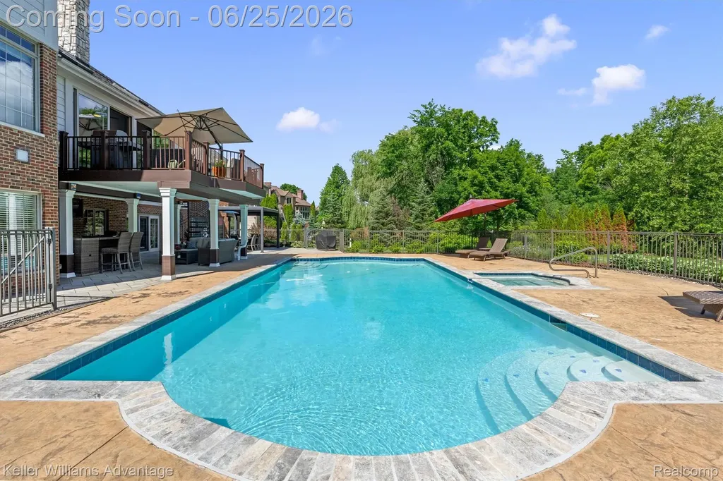 22878 Tree Top Court Lyon Charter Township MI 48178