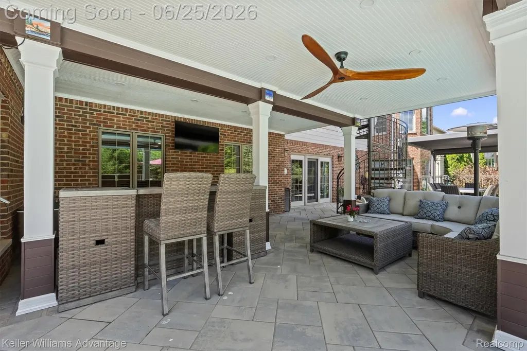 22878 Tree Top Court Lyon Charter Township MI 48178