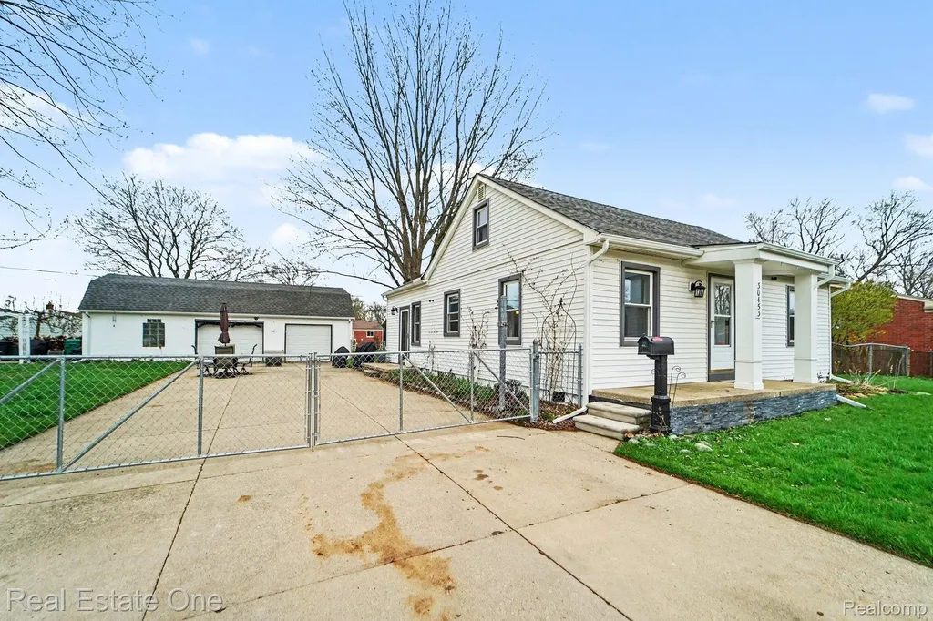 30453 Sheridan Street Garden City City MI 48135