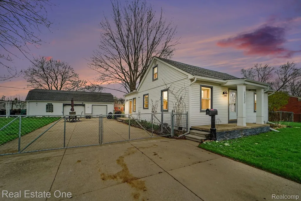 30453 Sheridan Street Garden City City MI 48135