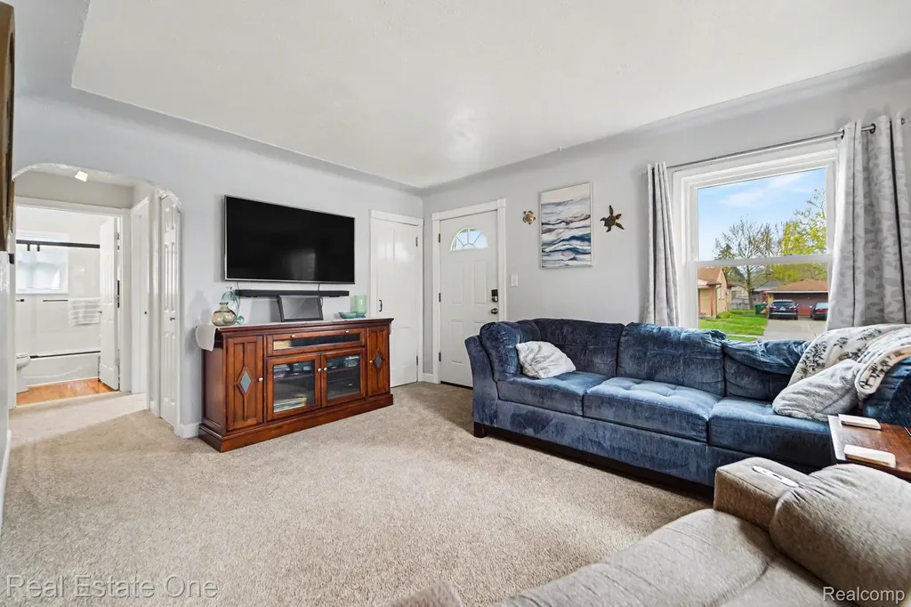 30453 Sheridan Street Garden City City MI 48135