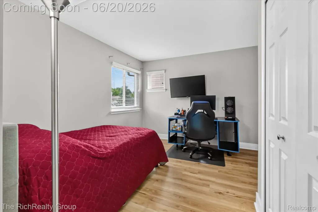 47185 Scarlet Drive S Novi City MI 48374