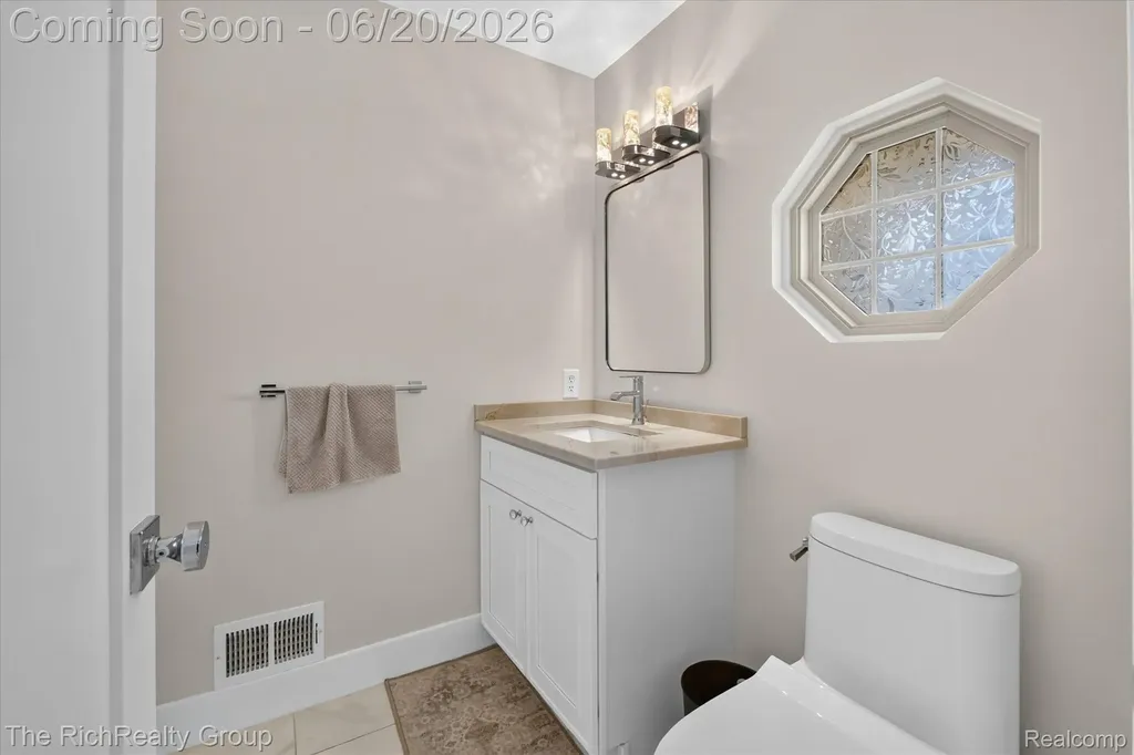 47185 Scarlet Drive S Novi City MI 48374
