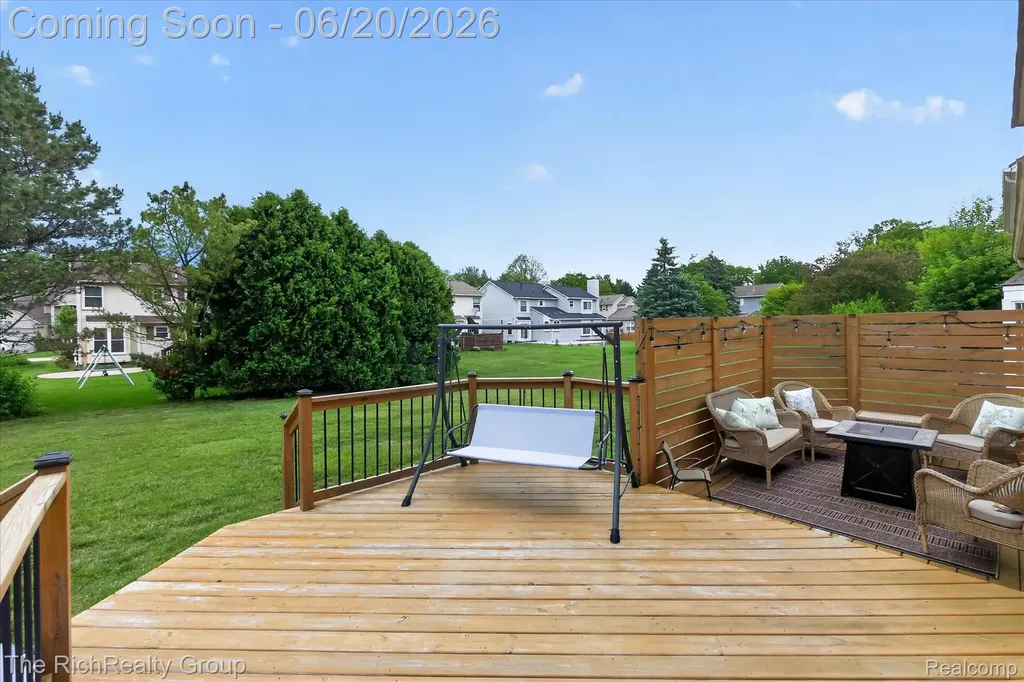 47185 Scarlet Drive S Novi City MI 48374