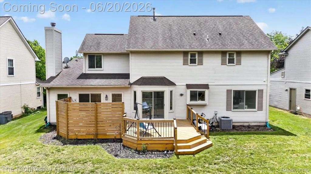 47185 Scarlet Drive S Novi City MI 48374