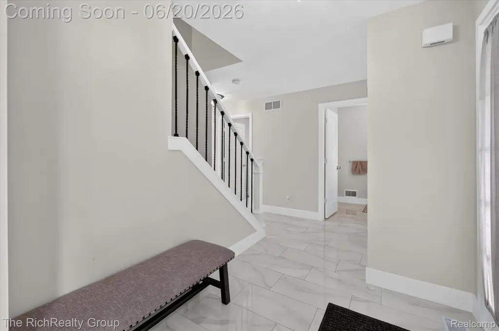 47185 Scarlet Drive S Novi City MI 48374