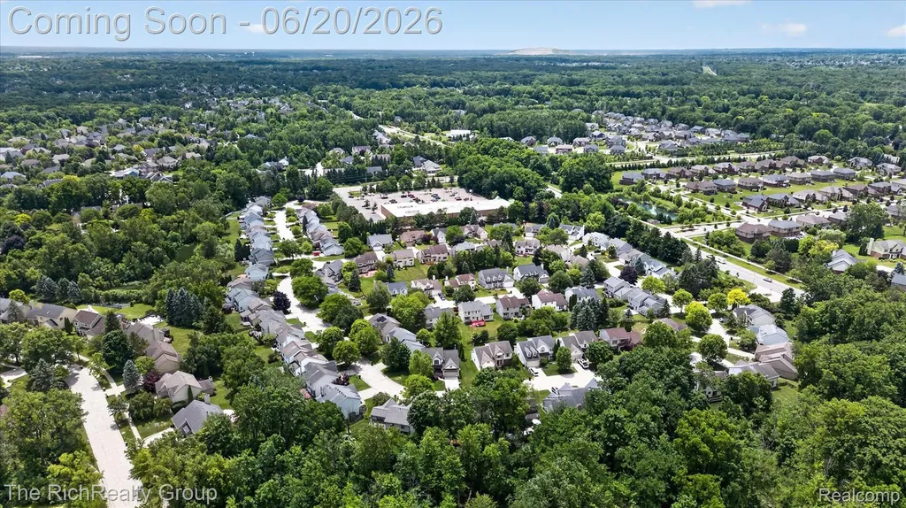 47185 Scarlet Drive S Novi City MI 48374