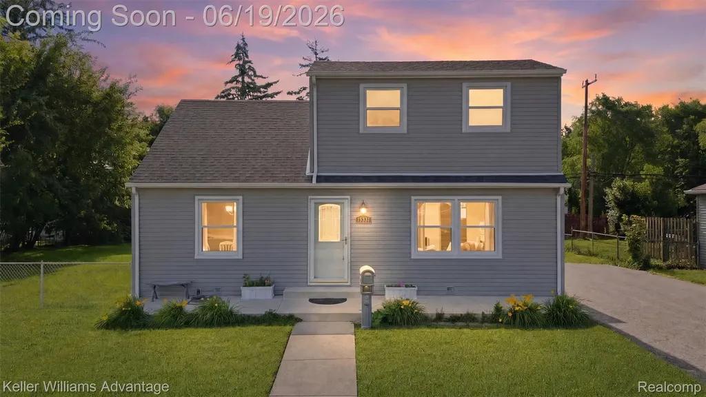 13592 Berwyn Redford Charter Township MI 48239