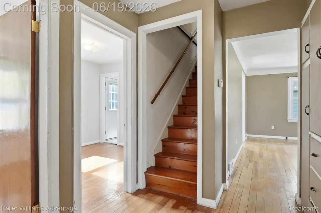 13592 Berwyn Redford Charter Township MI 48239