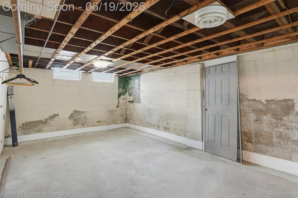 13592 Berwyn Redford Charter Township MI 48239