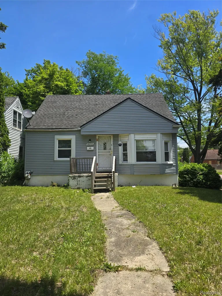 20200 Lindsay Street Detroit City MI 48235